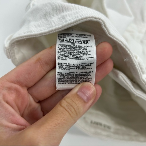 Old Navy curvy OG 0.0 straight white raw hem ankle jeans Old Money Classic 4 - Picture 6 of 9